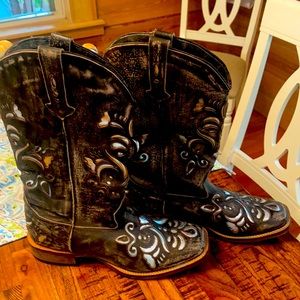 Cowboy boots, all leather , made in India